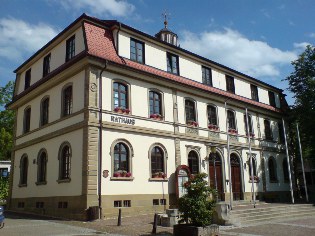 Das Rathaus in Fridingen am Donau-Radweg