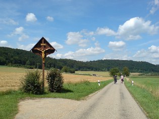 Altmühltal-Radweg unweit von Ilbling