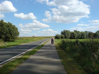 Radweg Berlin - Usedom westlich von Seehausen