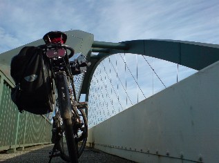Auf der Fehmarnsundbrücke