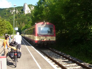 Naturpark-Express Oberes Donautal in Beuron, Donauradwanderweg