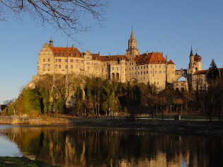 Schloss Sigmaringen, Donau-Radwanderweg