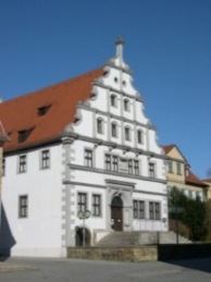 Altes Gymnasium in Schweinfurt, Main-Radweg