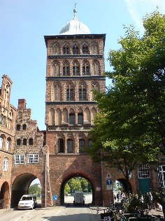 Burgtor in Lübeck, Ostseeküsten-Radweg