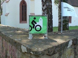 Unterwegs auf dem Radweg Liebliches Taubertal: Kirche (nicht nur) für Radfahrer